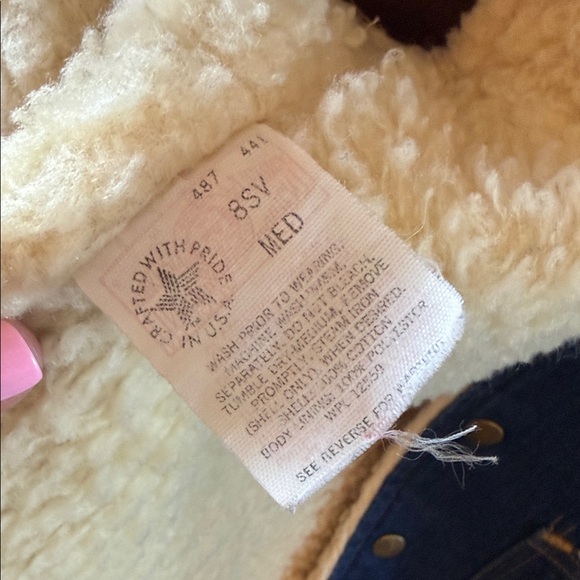 Carhartt Dark denim Vest with Sherpa Lining - Picture 7 of 7